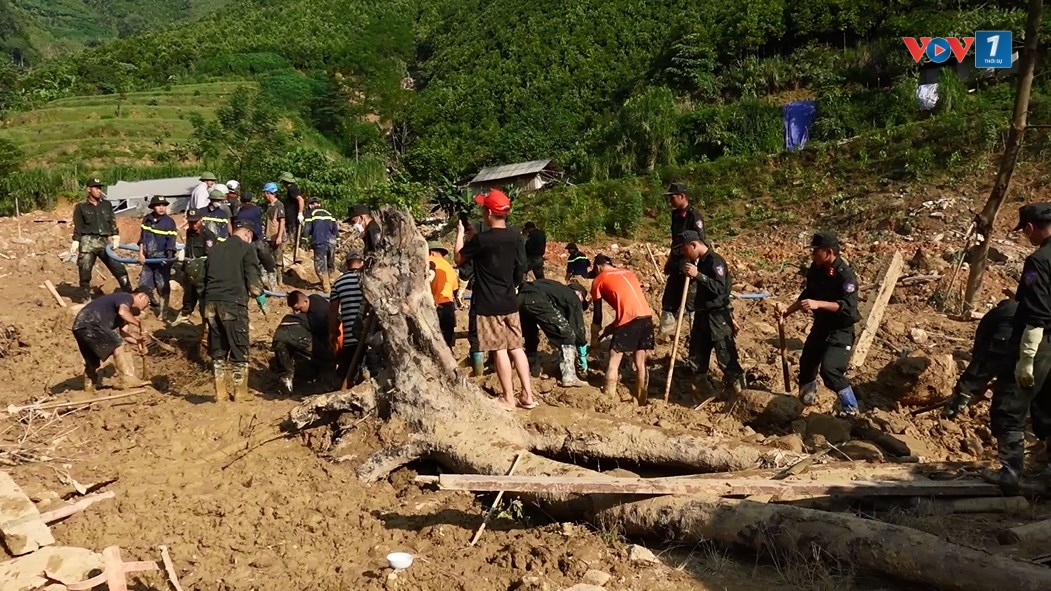 Lực lượng tình nguyện viên đặc biệt vượt ngàn cây số đến vùng lũ Nậm Tông (Lào Cai) (17/09/2024)